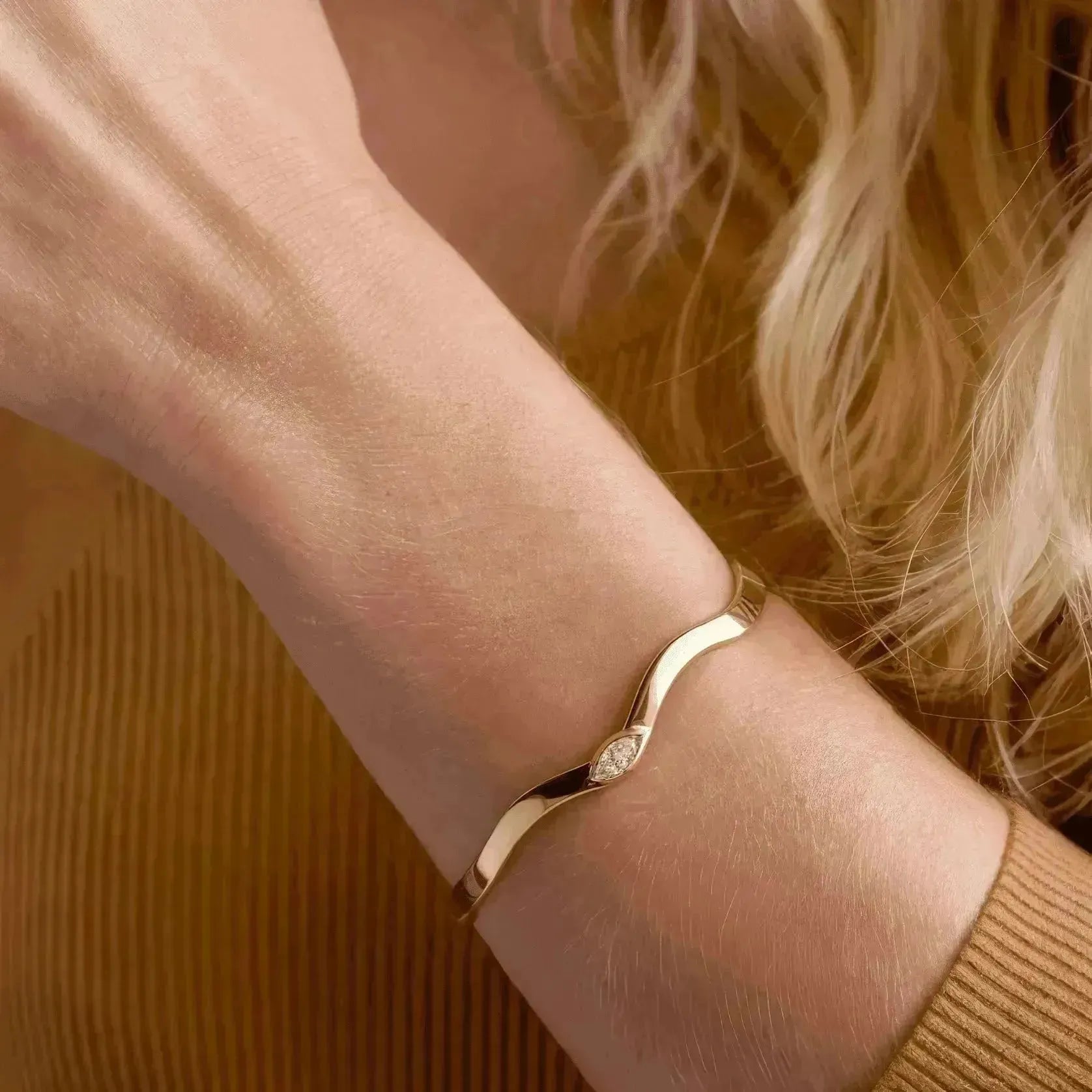 Marquise Taylor Wave Bangle - With Olivia Grace