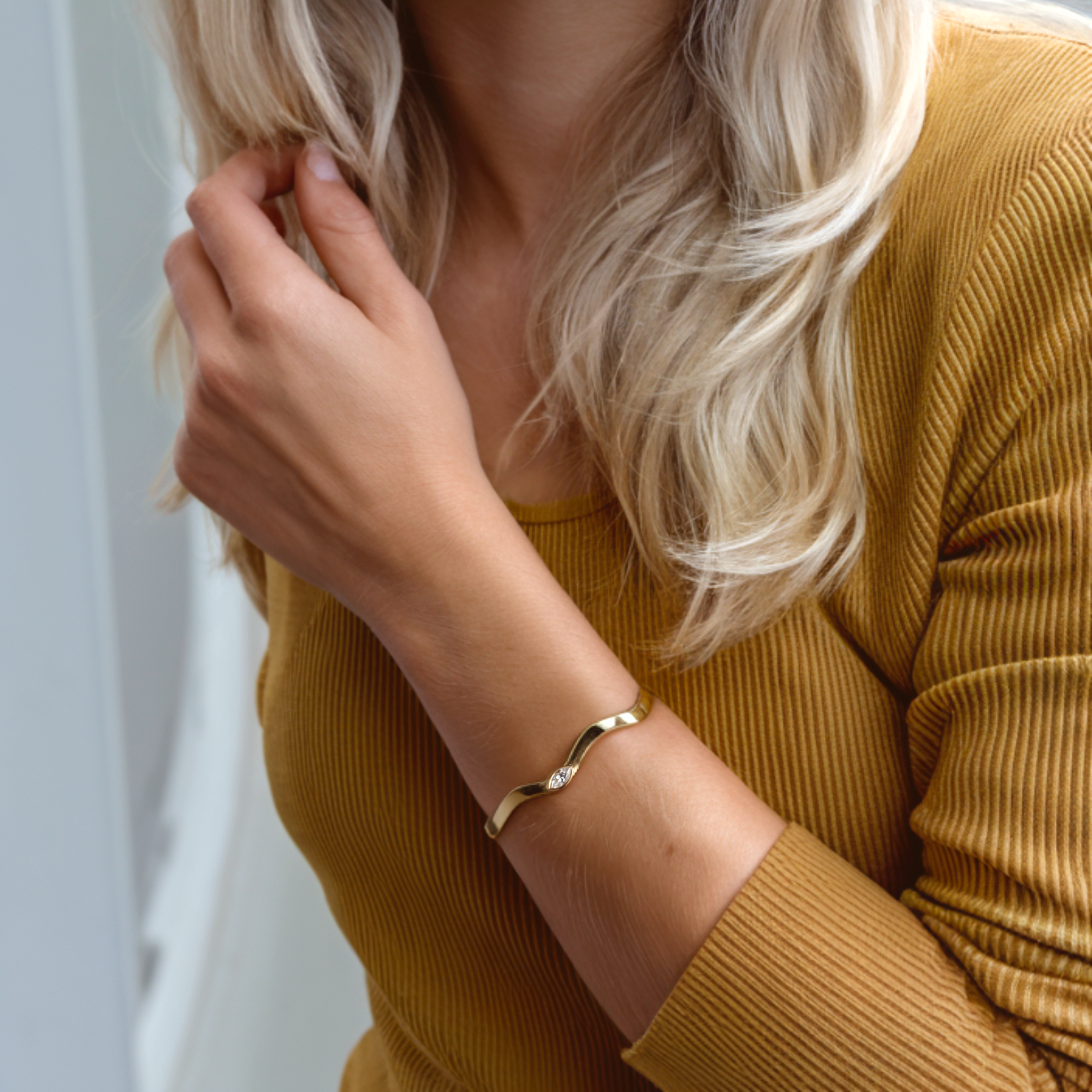 Gold Taylor Wave Bangle