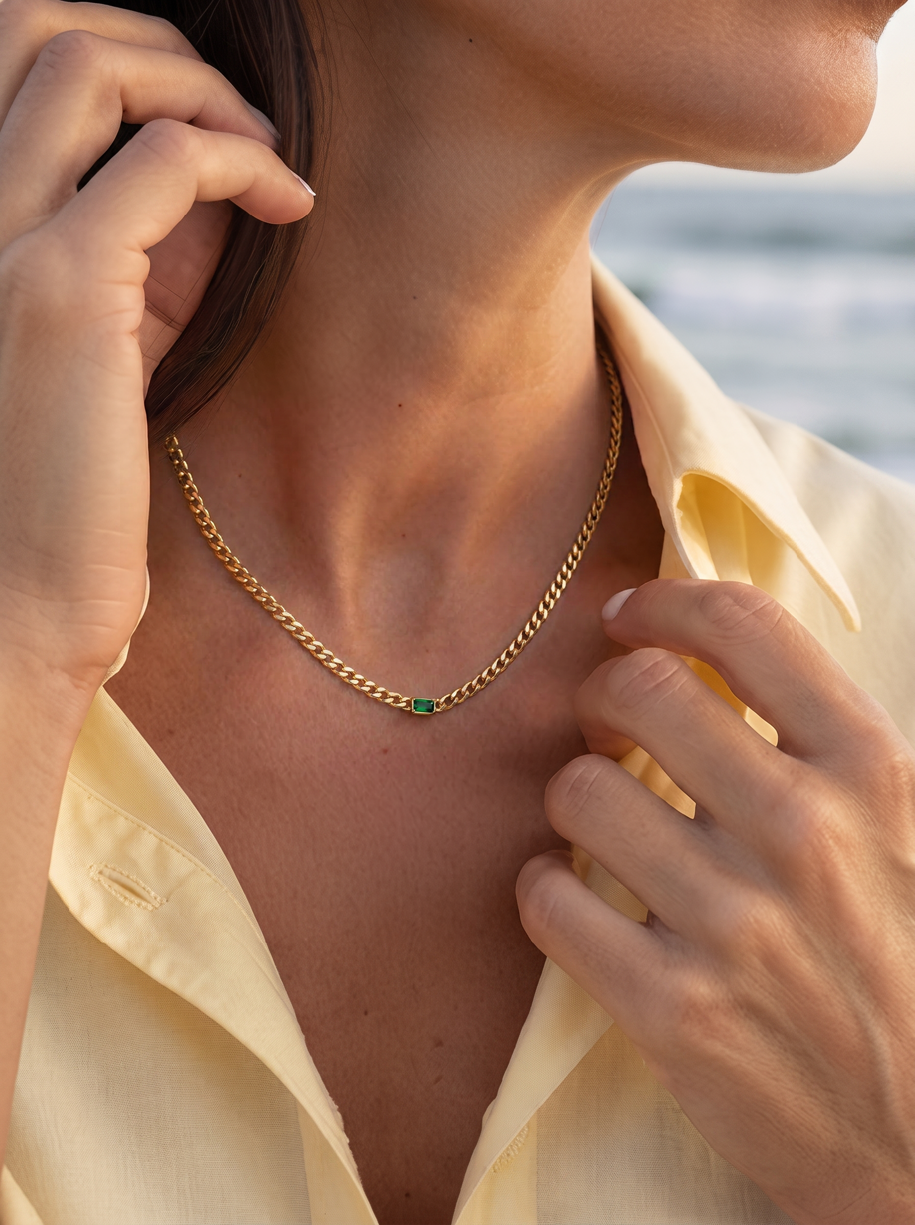 Aurora Bezel-Set 0.3 Carat Natural Sapphire Curb Chain Necklace