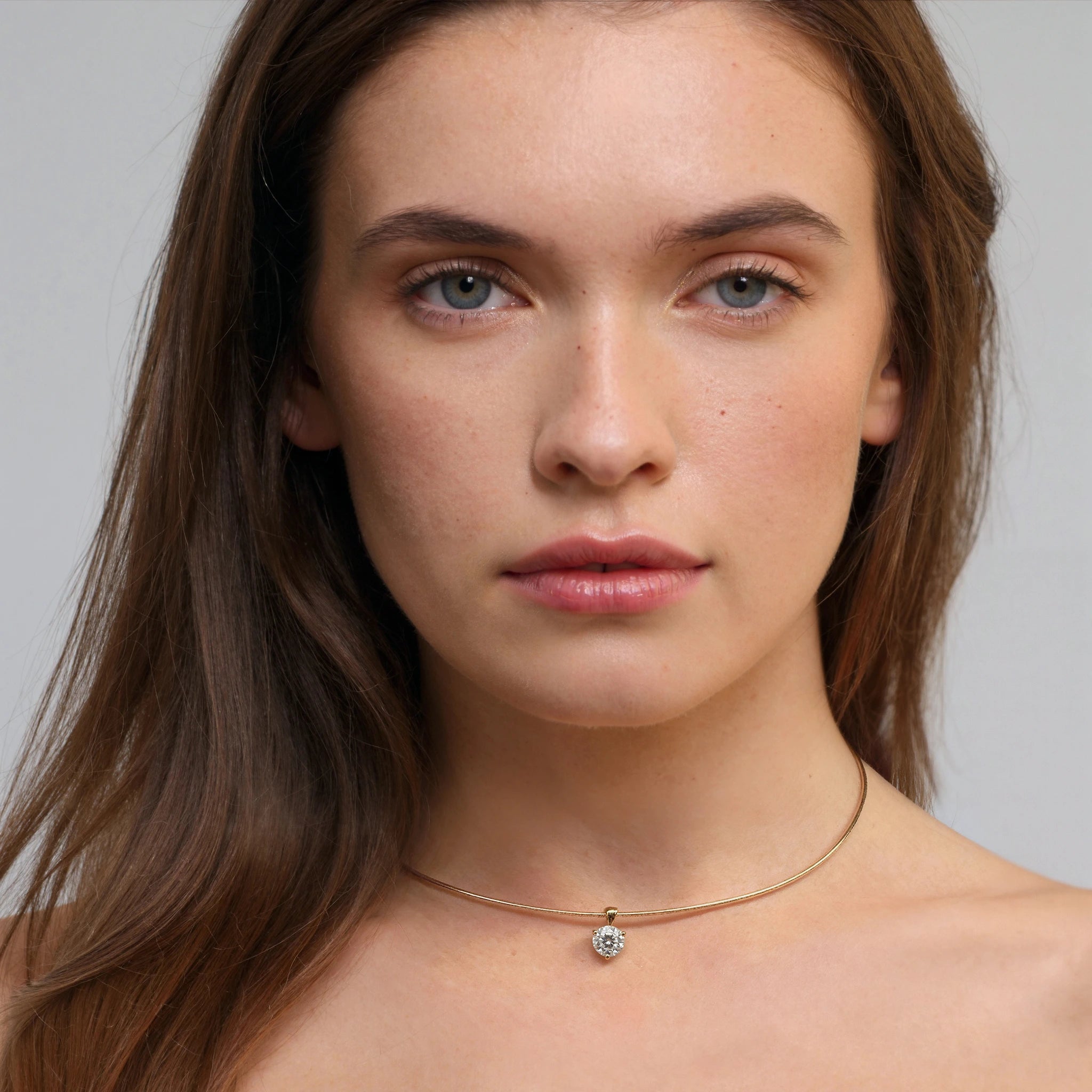 The Lila- Round Diamond Pendant